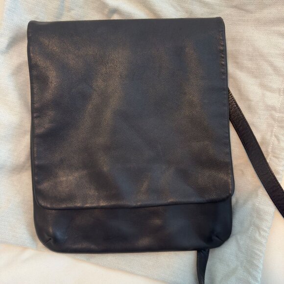 Vintage Coach Slim Large Messenger Crossbody Bag in Brown Leather - Picture 3 of 15